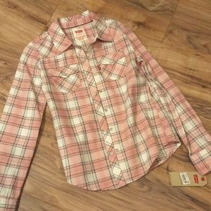 Levi’s Pink Plaid Western Long Sleeve Shirt